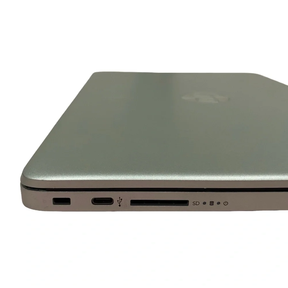 HP 14-df0018wm Laptop Computer in Silver | 2019 - No HDD | Charger Included